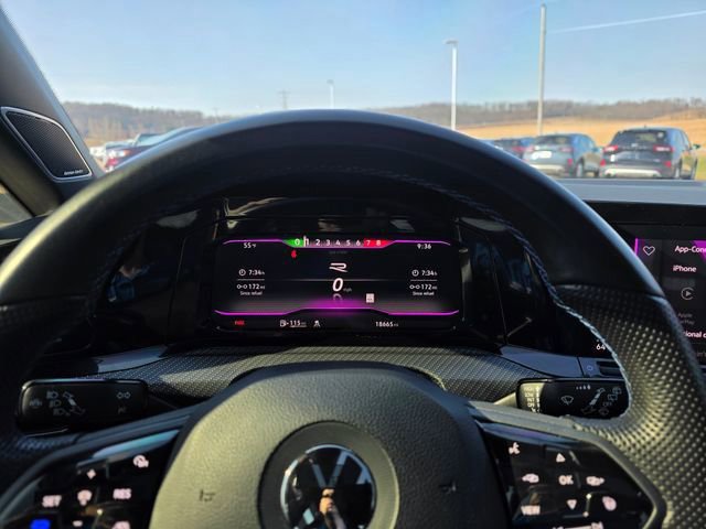 Used 2023 Volkswagen Golf R image 14