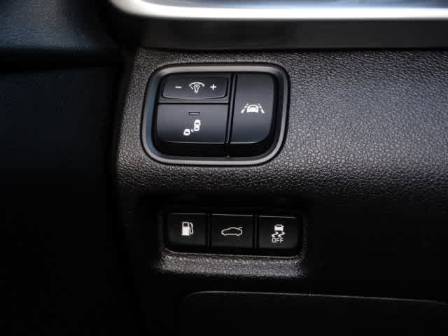 Used 2020 Kia Optima LX image 37
