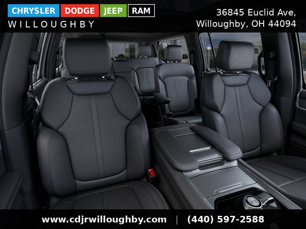 New 2026 Jeep Grand Wagoneer L Limited AWD/4WD image 19