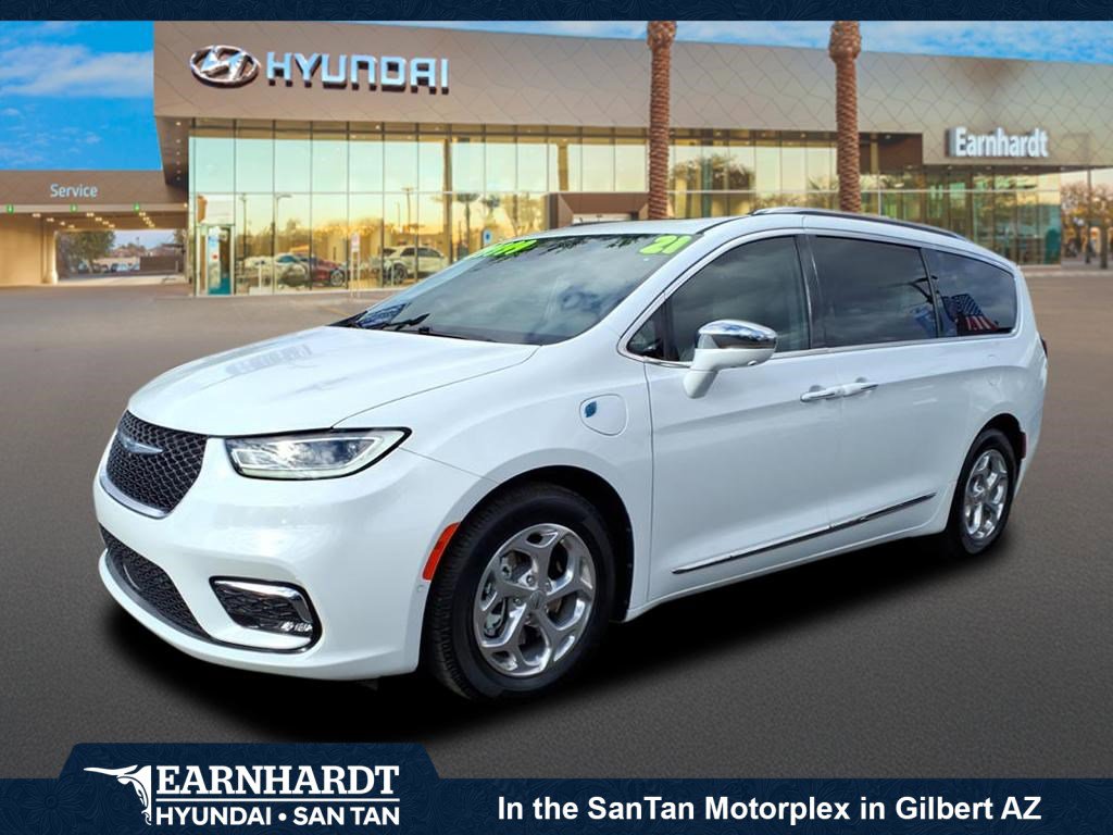 Used 2021 Chrysler Pacifica Limited w/ Uconnect Theater Family Group