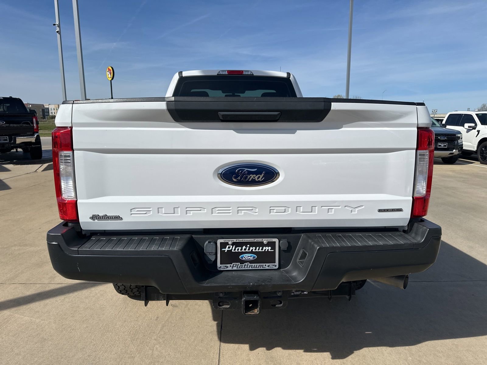 Used 2017 Ford F250 XL w/ Power Equipment Group image 4