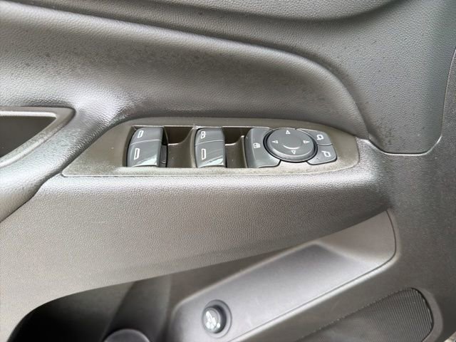 Used 2023 Chevrolet Equinox LT w/ Driver Convenience Package AWD/4WD image 12