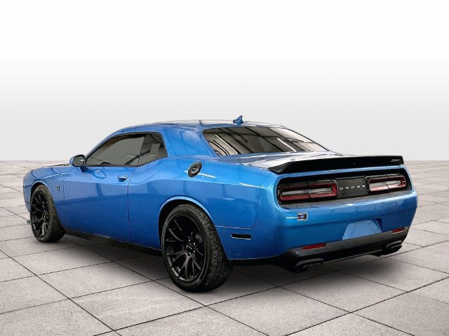 Used 2016 Dodge Challenger SRT Hellcat RWD image 10