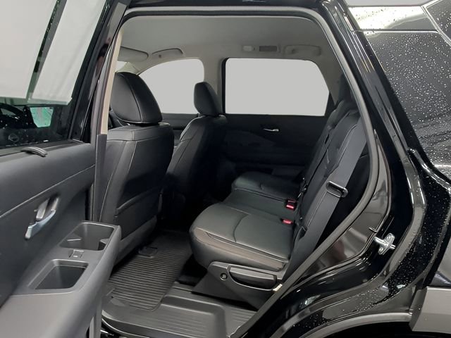 Used 2025 Nissan Pathfinder SL w/ Lighting Package (N92) AWD/4WD image 23