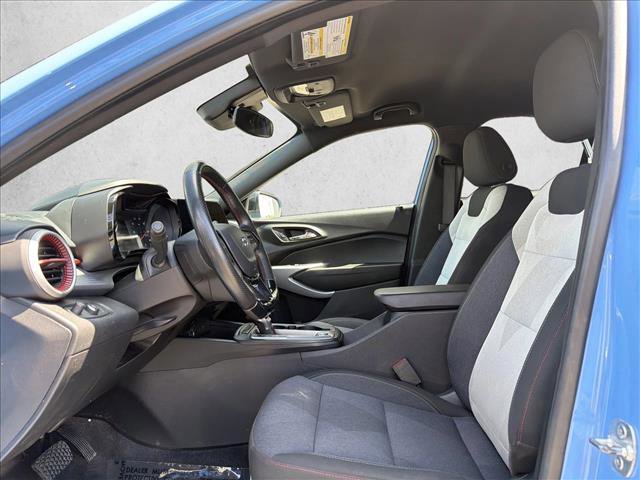 Used 2024 Chevrolet Trax RS w/ Driver Confidence Package FWD image 11