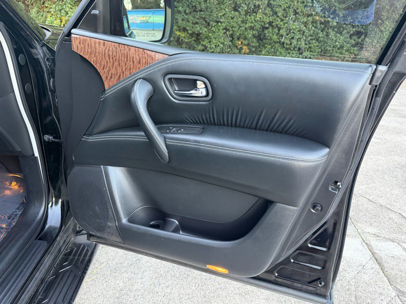 Used 2019 Nissan Armada SL w/ Premium Package image 18