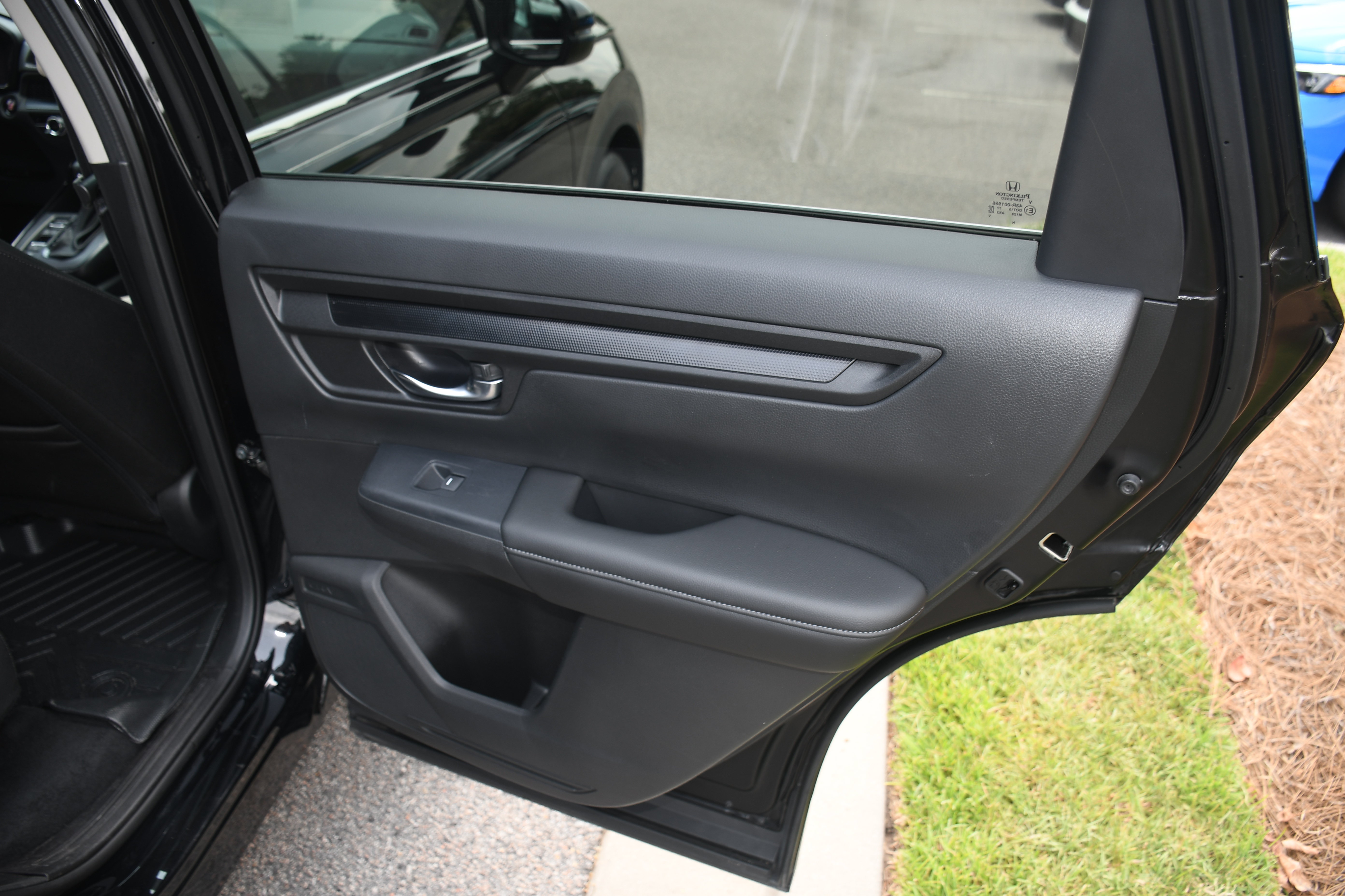 Certified 2025 Honda CR-V EX image 20