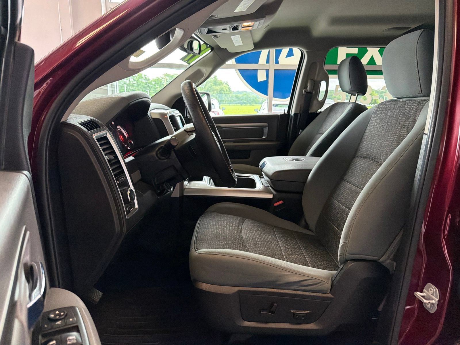 Used 2017 RAM 1500 Outdoorsman AWD/4WD image 15