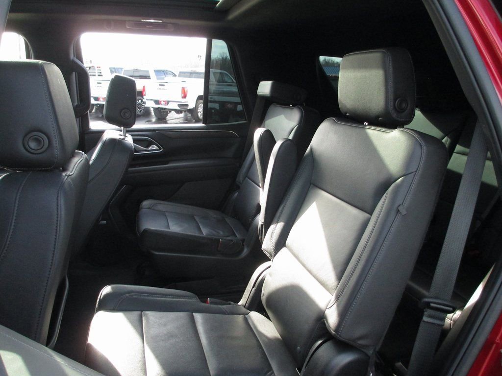 Used 2023 Chevrolet Tahoe Z71 w/ Luxury Package image 21