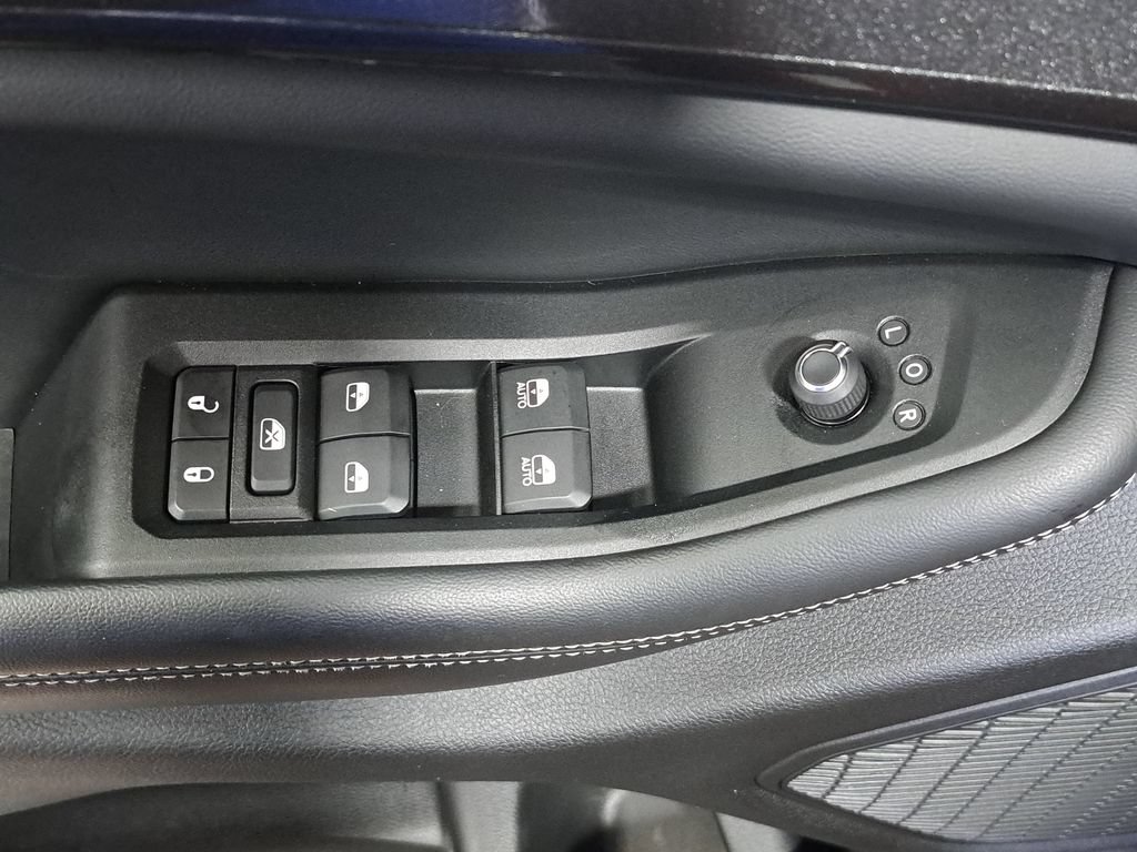 Certified 2023 Jeep Grand Cherokee Altitude AWD/4WD image 29