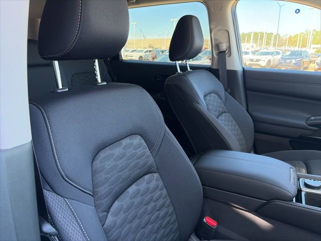 New 2026 Nissan Pathfinder SV image 20