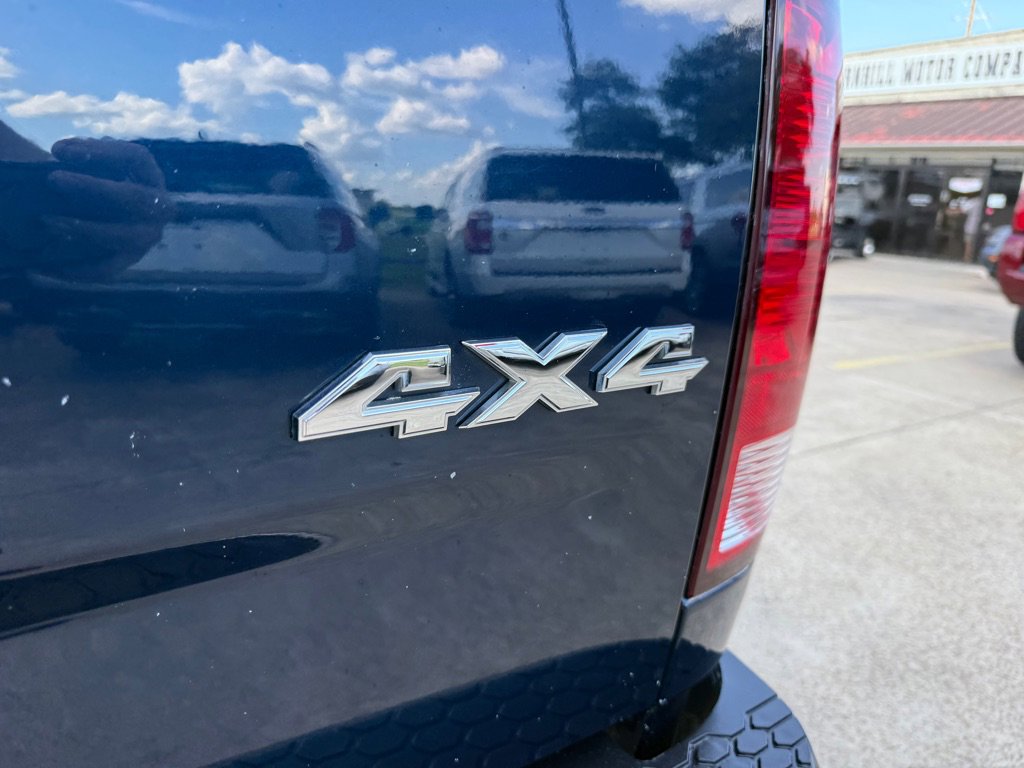 Used 2021 RAM 1500 Classic SLT image 14