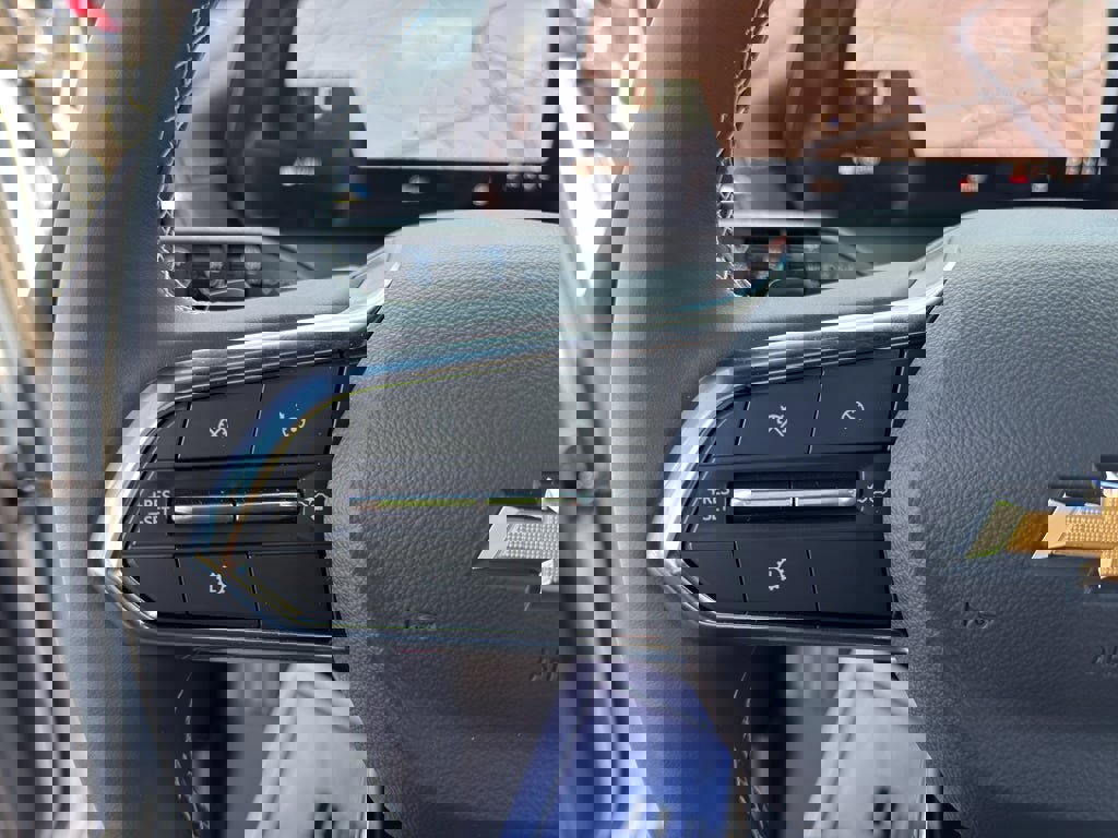 New 2026 Chevrolet Traverse LT w/ Driver Confidence Package image 20