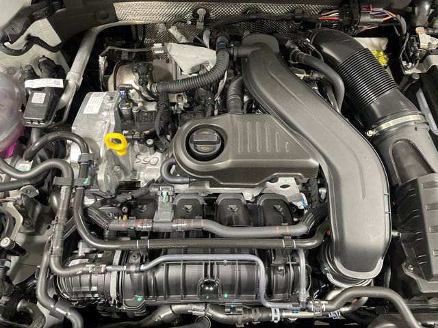 New 2025 Volkswagen Taos S image 24