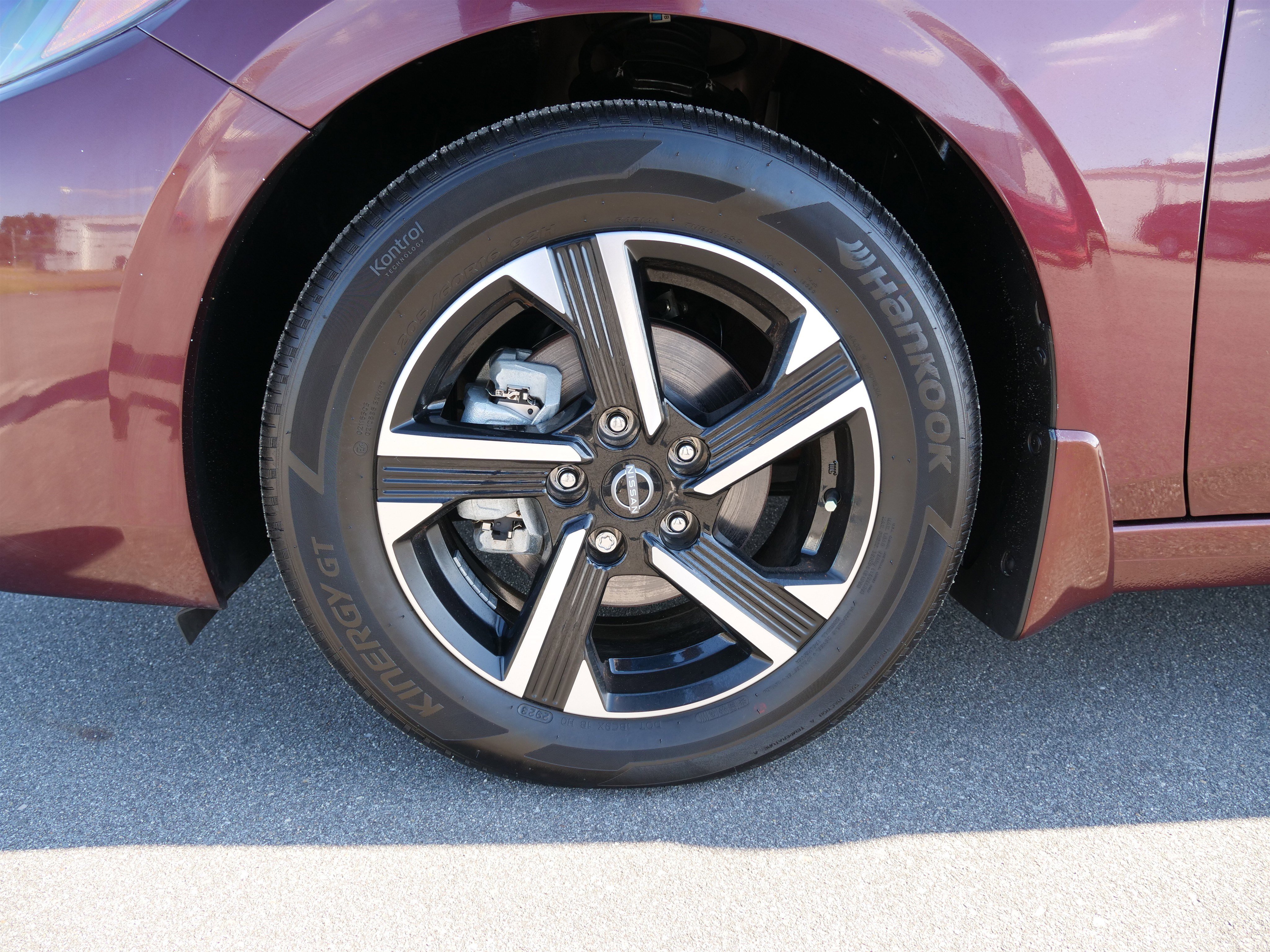 Used 2024 Nissan Sentra SV image 13