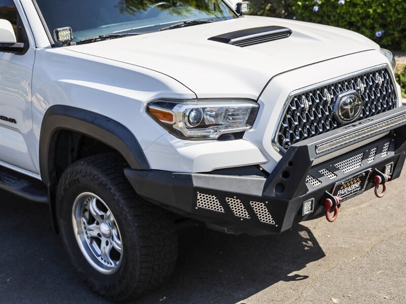 Used 2017 Toyota Tacoma TRD Off-Road RWD image 9