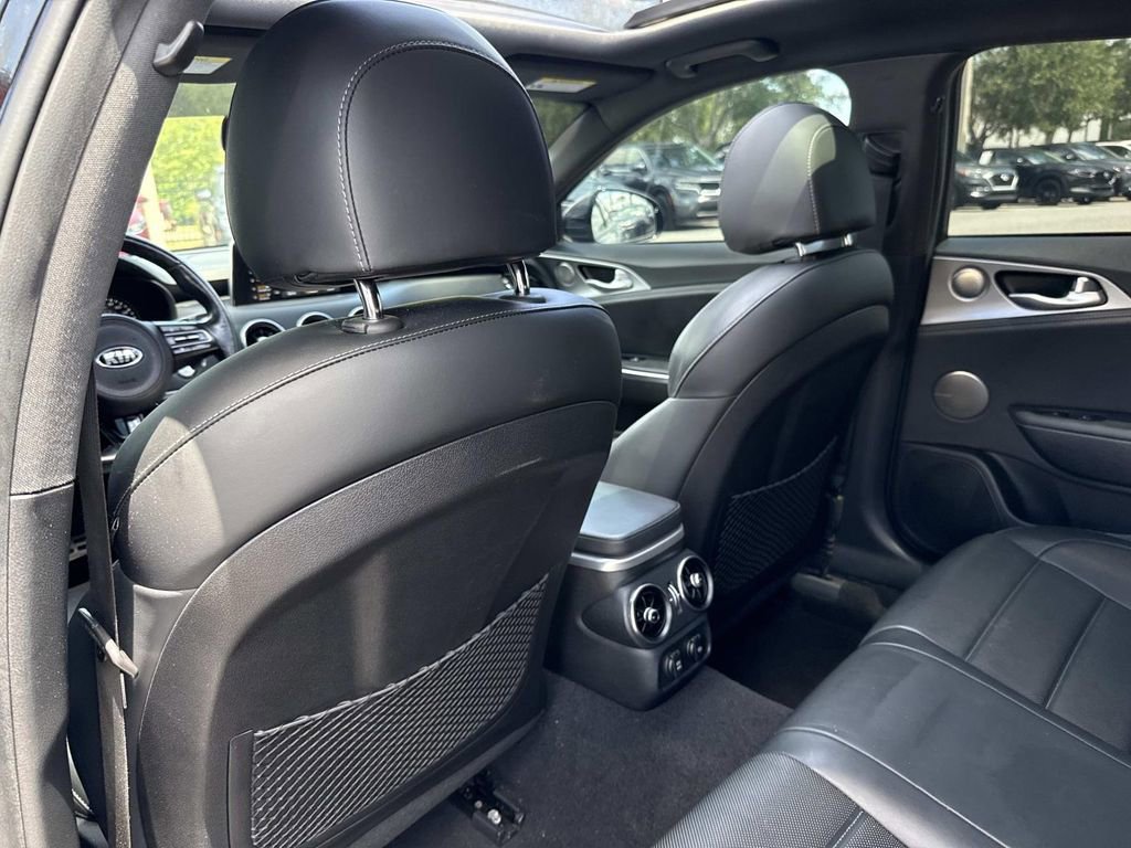 Used 2020 Kia Stinger GT2 RWD image 14