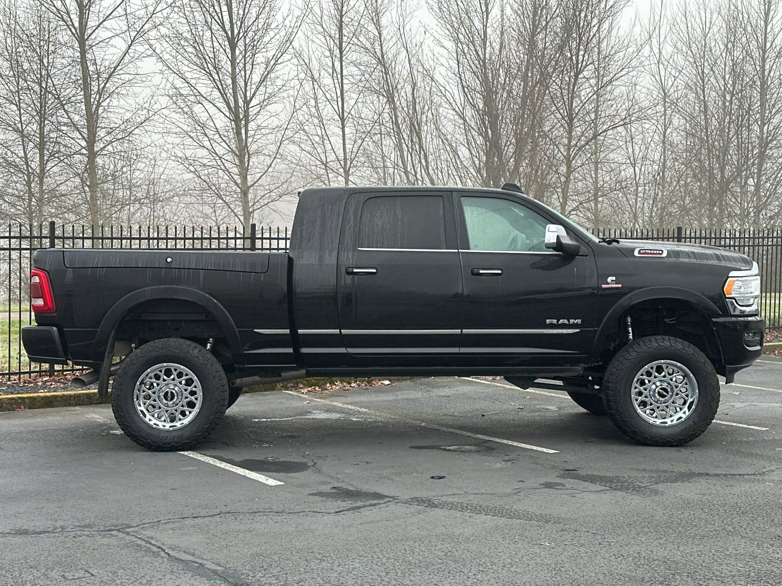 Used 2021 RAM 2500 Limited image 3