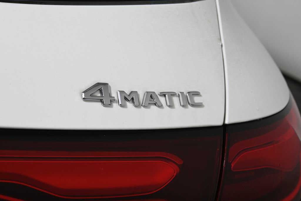 Certified 2025 Mercedes-Benz GLC 300 4MATIC image 35