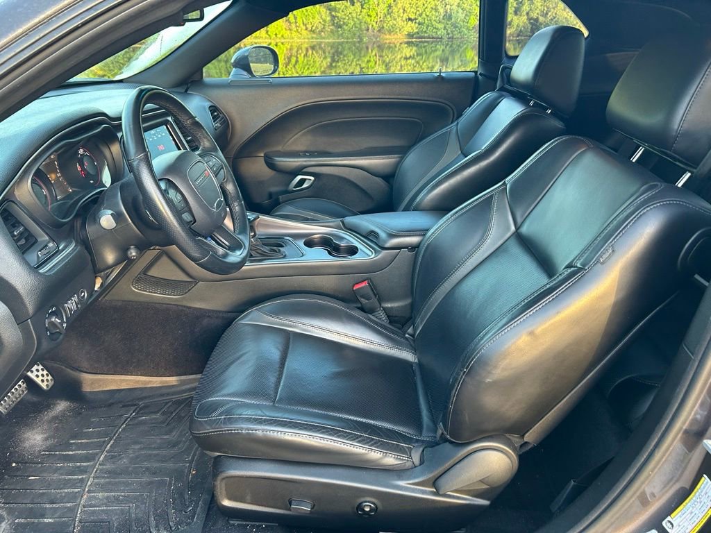 Used 2017 Dodge Challenger R/T Plus image 14