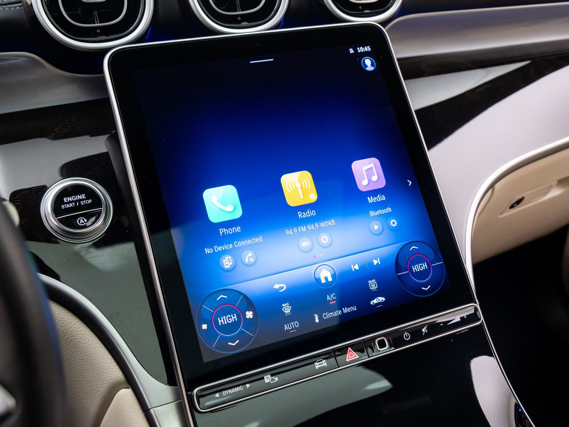 Certified 2025 Mercedes-Benz GLC 300 4MATIC image 13