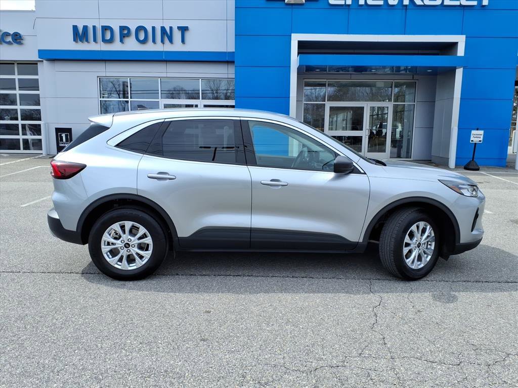 Used 2024 Ford Escape Active image 3