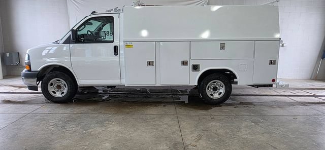 New 2026 Chevrolet Express 3500 w/ Power Convenience Package RWD image 2