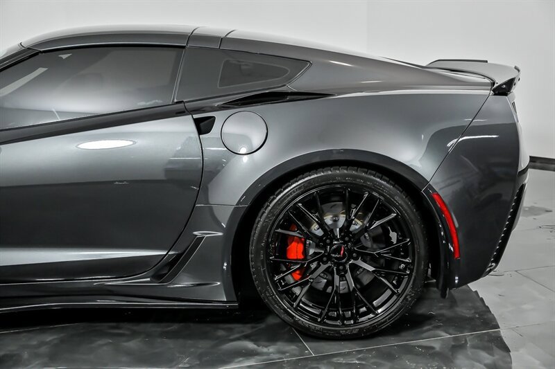 Used 2019 Chevrolet Corvette Z06 image 7