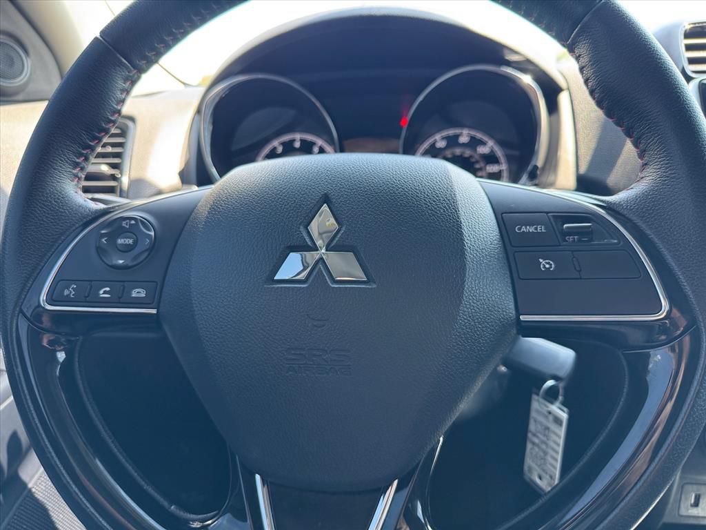 Used 2023 Mitsubishi Outlander Sport LE AWD/4WD image 15