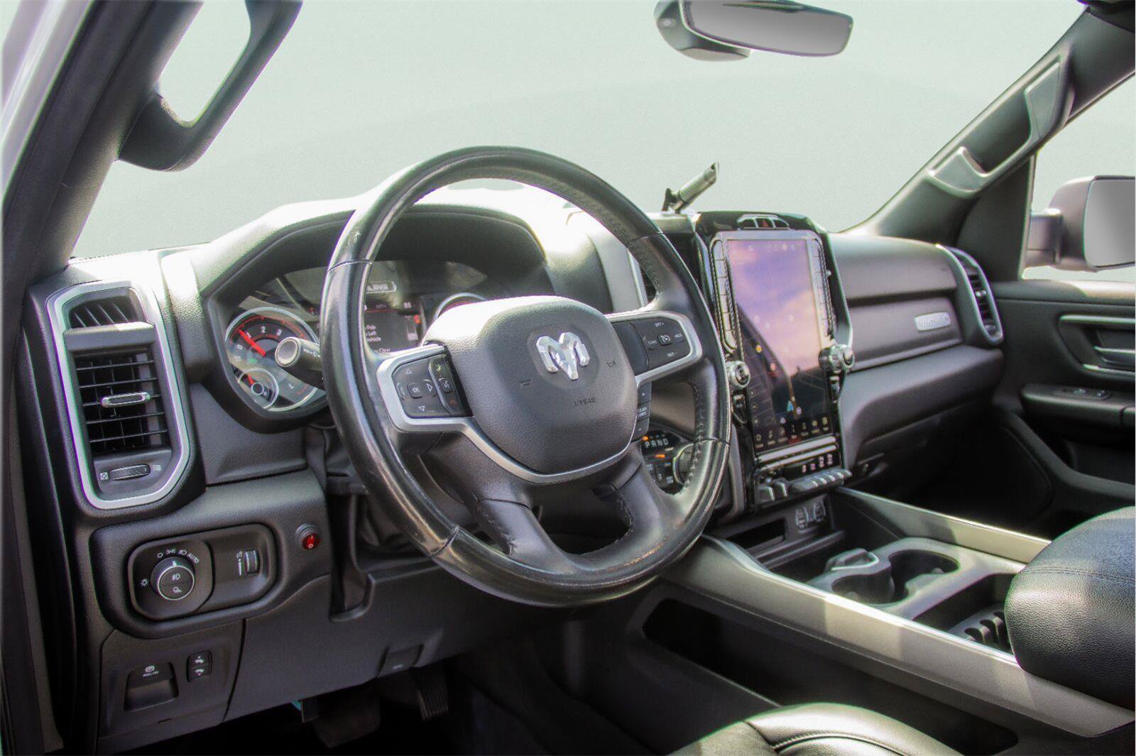 Used 2022 RAM 1500 Big Horn AWD/4WD image 8
