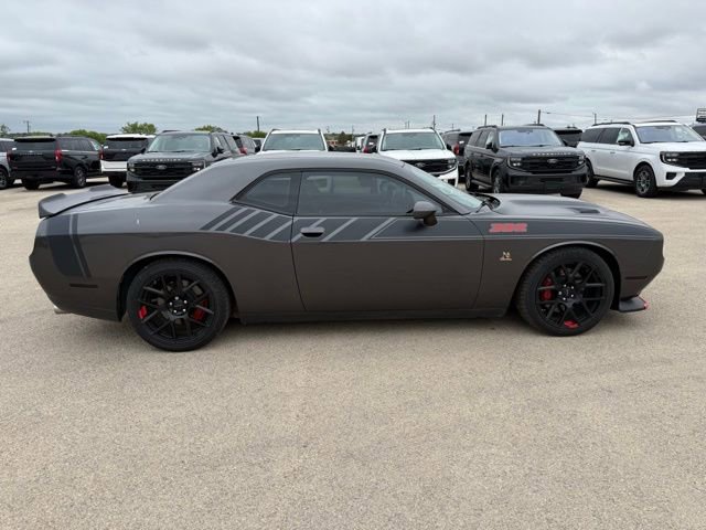 Used 2016 Dodge Challenger R/T Scat Pack w/ Leather Interior Group image 9