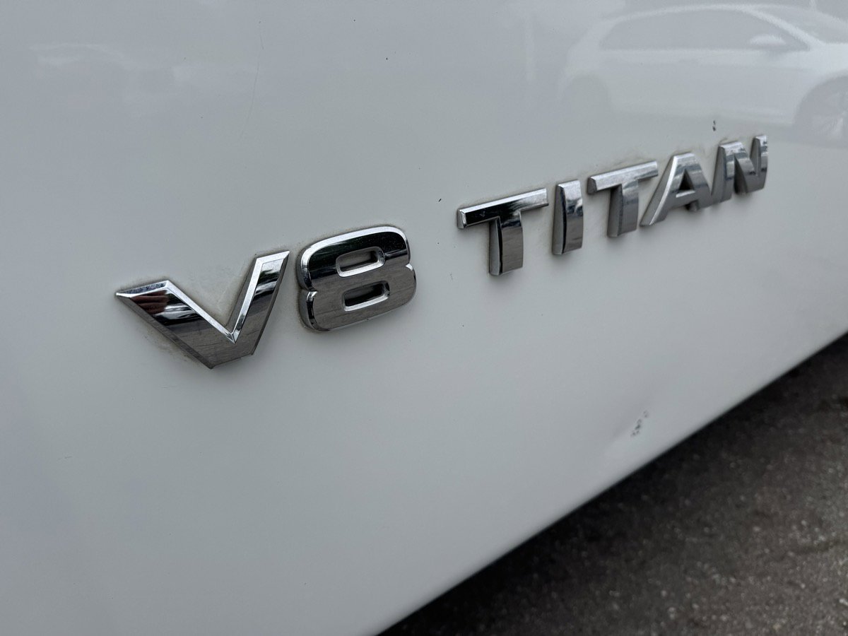 Used 2015 Nissan Titan S image 20