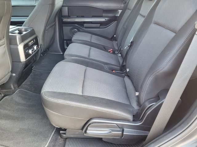 Used 2020 Ford Expedition XLT image 19