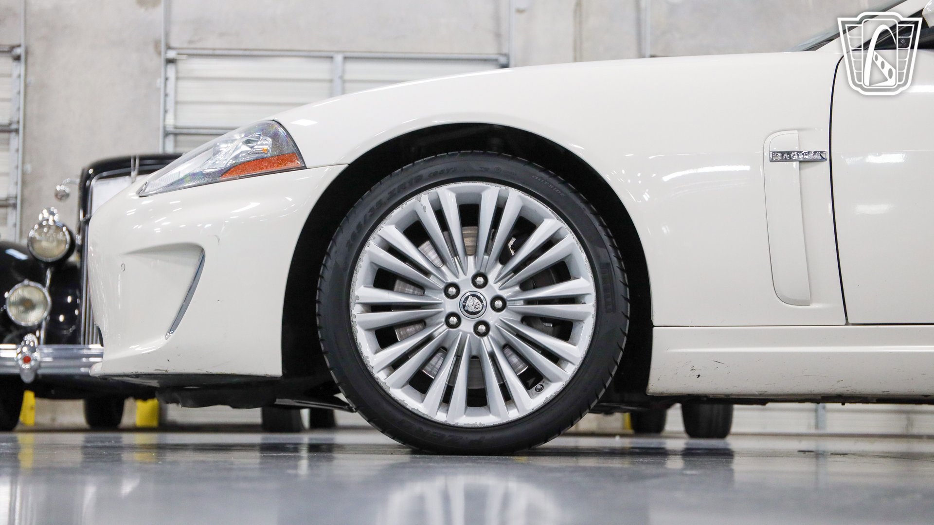 Used 2010 Jaguar XK Convertible image 20