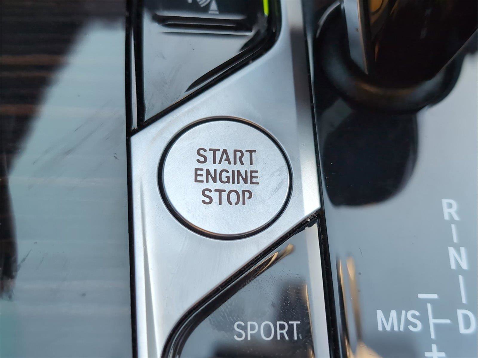 Used 2023 BMW X5 xDrive40i w/ M Sport Package image 26