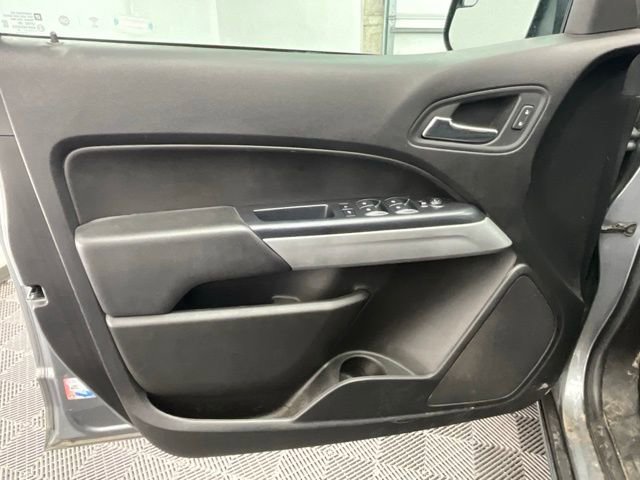 Used 2021 Chevrolet Colorado LT image 12
