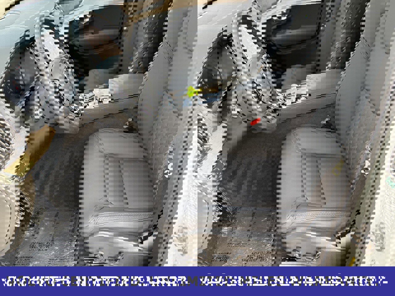 Certified 2025 Volvo XC90 B6 Plus image 25