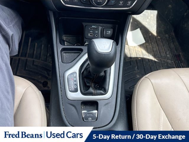 Used 2016 Jeep Cherokee Limited image 15