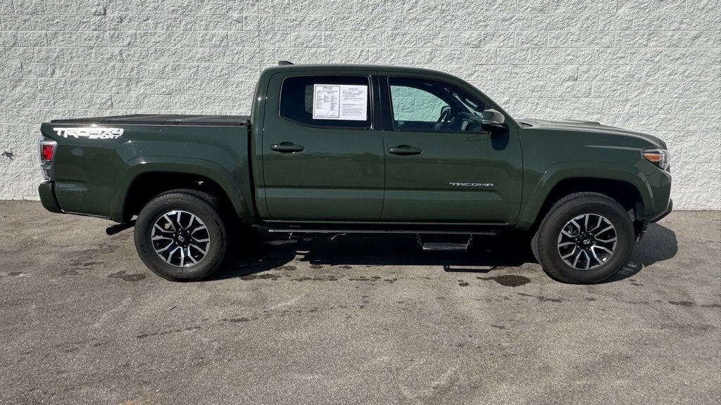 Used 2021 Toyota Tacoma TRD Sport image 2