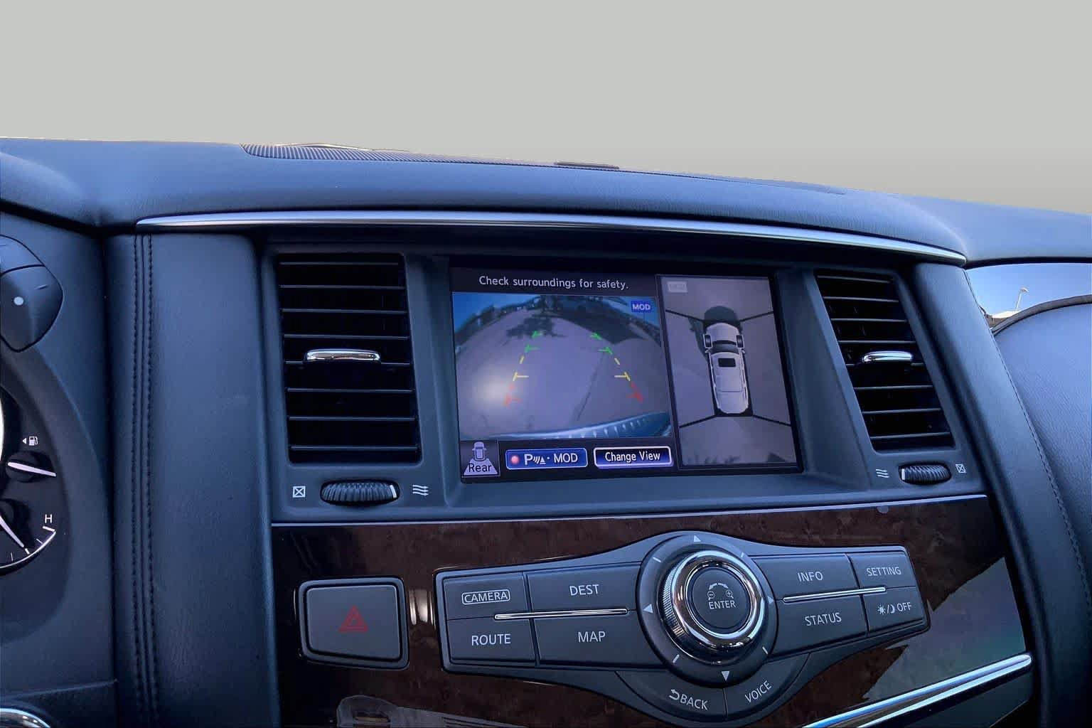 Used 2013 INFINITI QX56 4WD w/ Deluxe Touring Pkg image 26