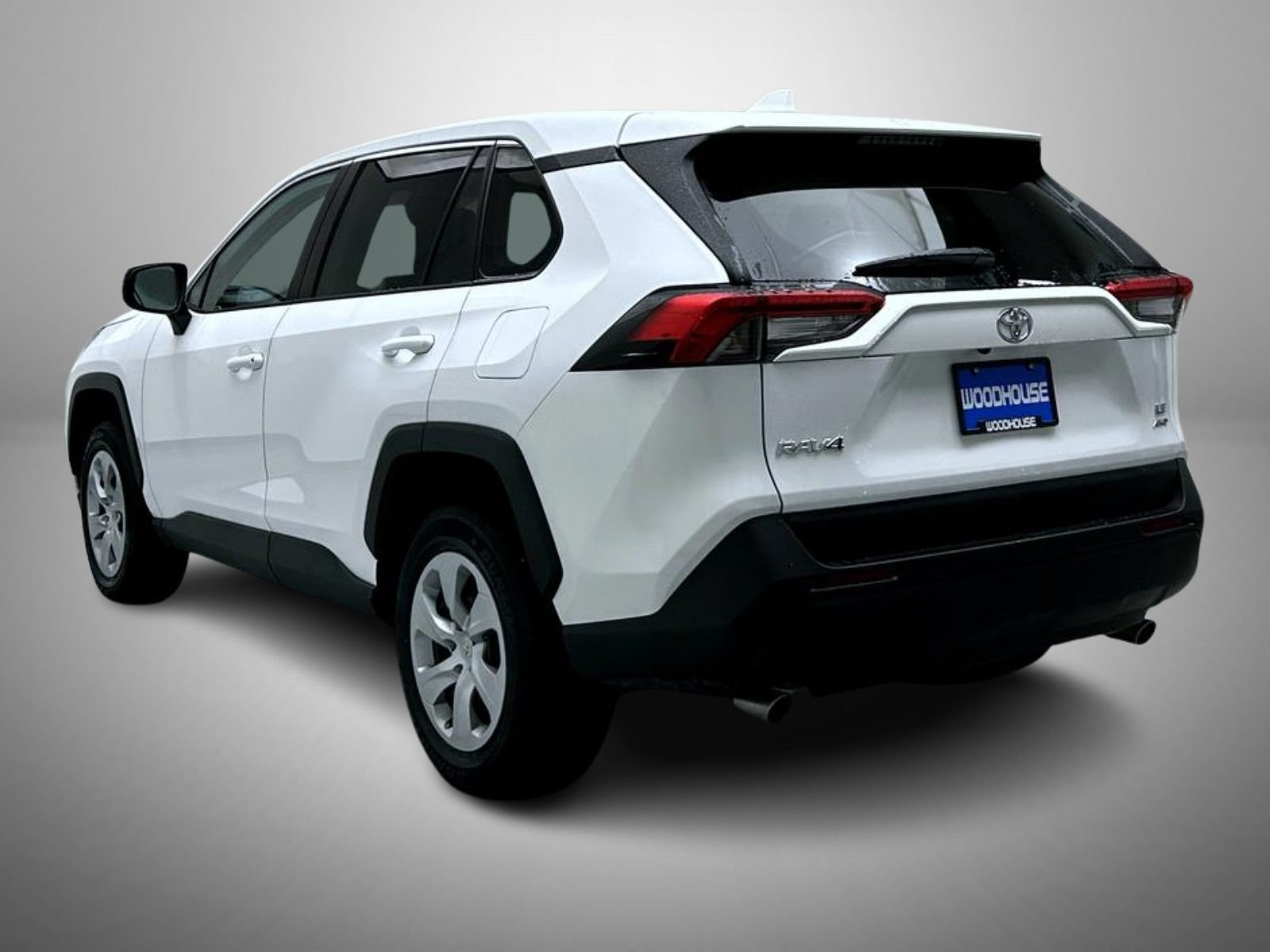 Used 2025 Toyota RAV4 LE AWD/4WD image 7