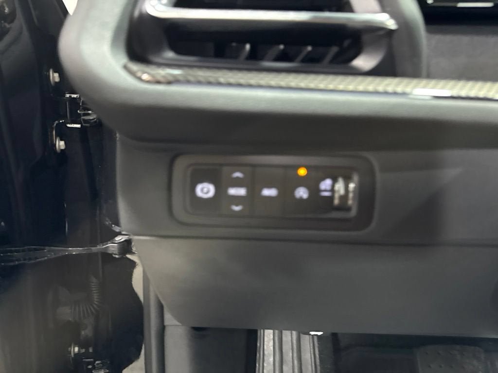 New 2027 Chevrolet Traverse Z71 w/ Enhanced Driving Package AWD/4WD image 25