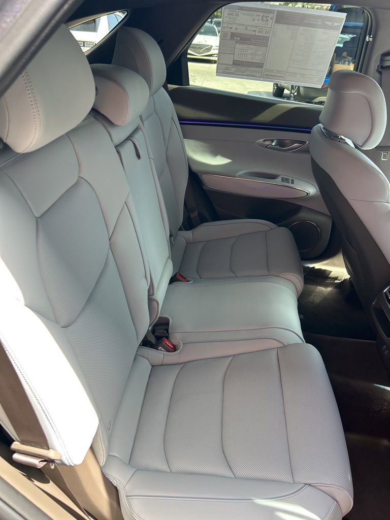 New 2026 Genesis GV70 2.5T Advanced image 14