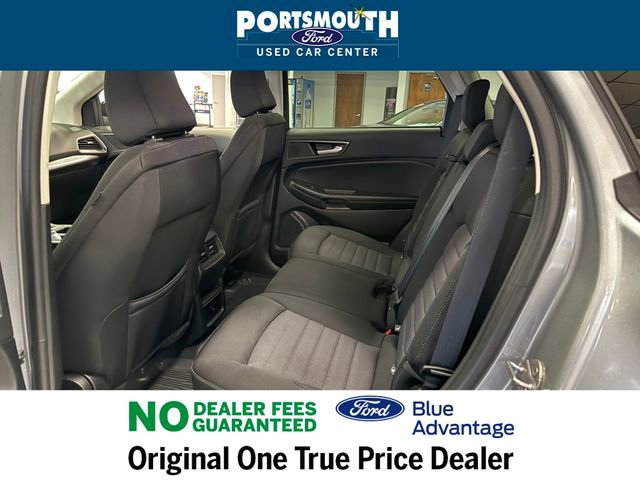 Used 2024 Ford Edge SE w/ Black Appearance Package image 5