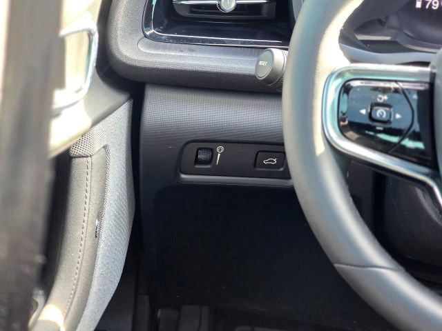 Used 2021 Polestar Polestar 2 image 16