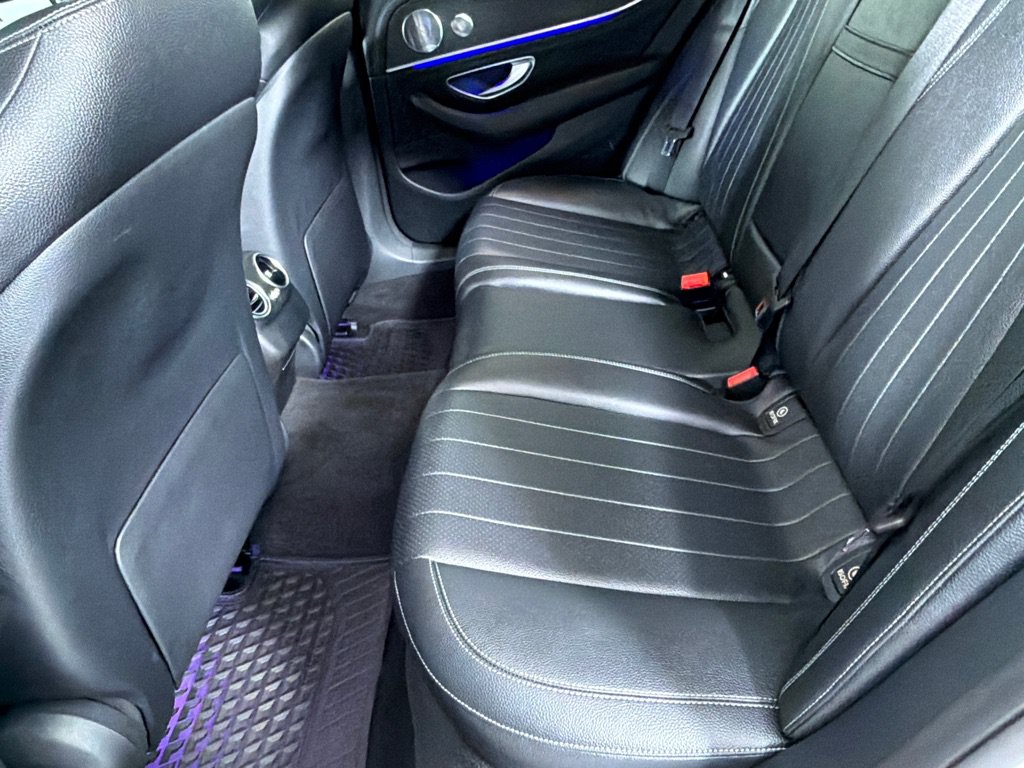 Used 2019 Mercedes-Benz E 300 4MATIC w/ Premium 1 Package image 19