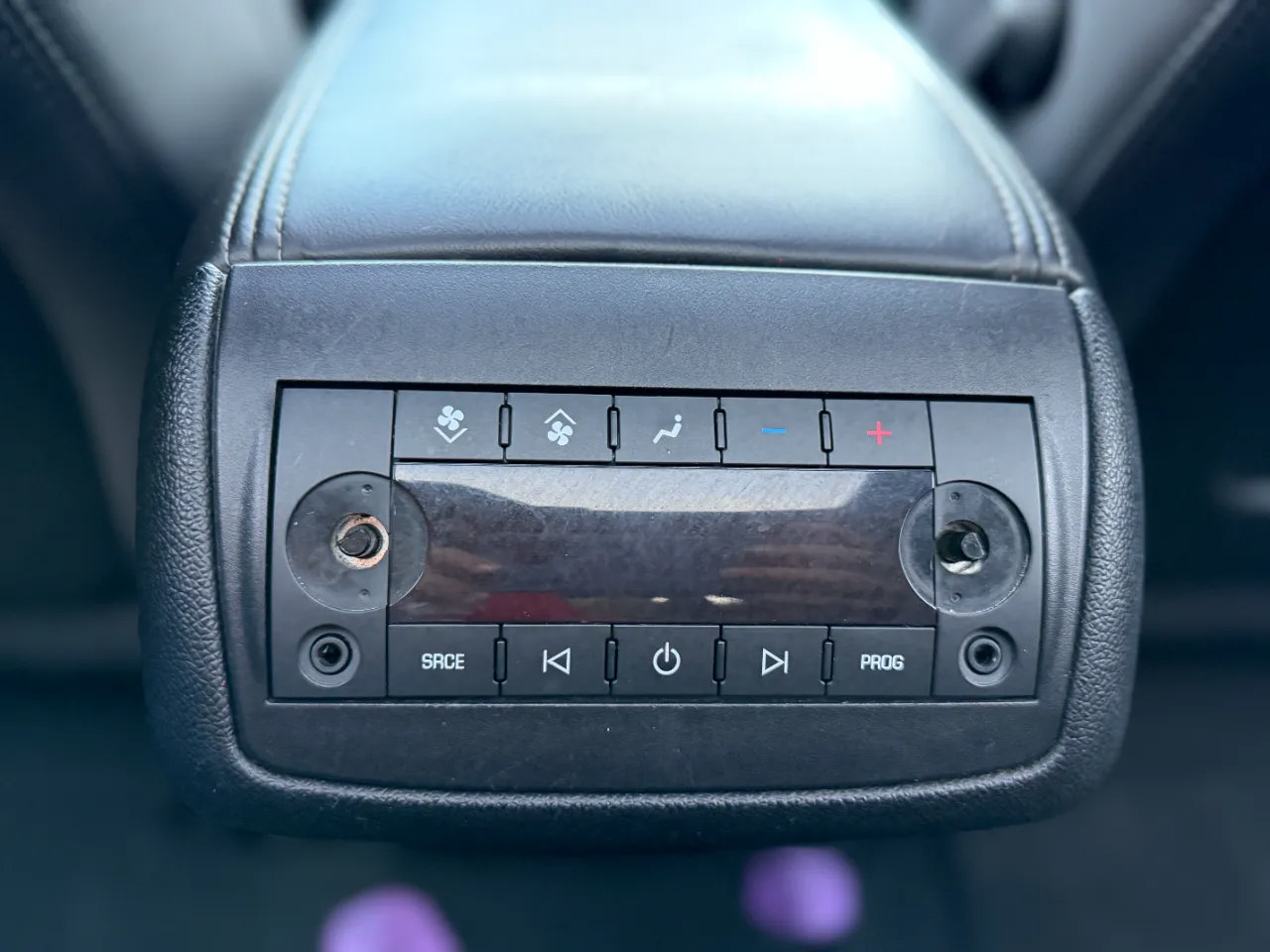 Used 2013 GMC Acadia SLE FWD image 49