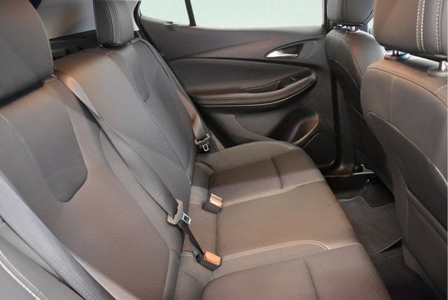 Used 2025 Buick Encore GX Preferred AWD/4WD image 17