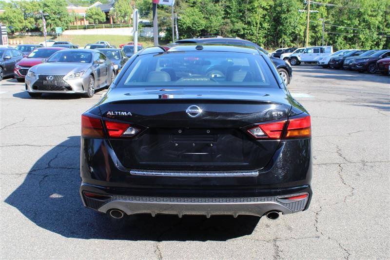 Used 2019 Nissan Altima 2.5 SR FWD image 4