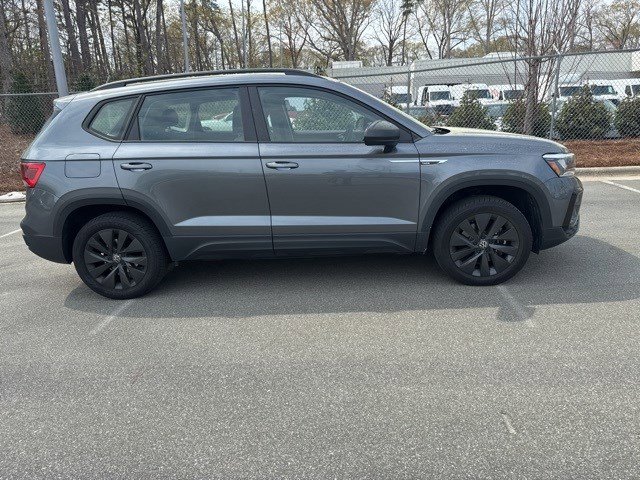 Used 2024 Volkswagen Taos S image 7